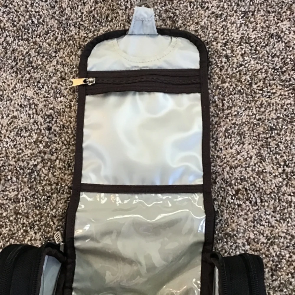 🐾 Land’s End Personal Organizer Toiletry Bag, Small